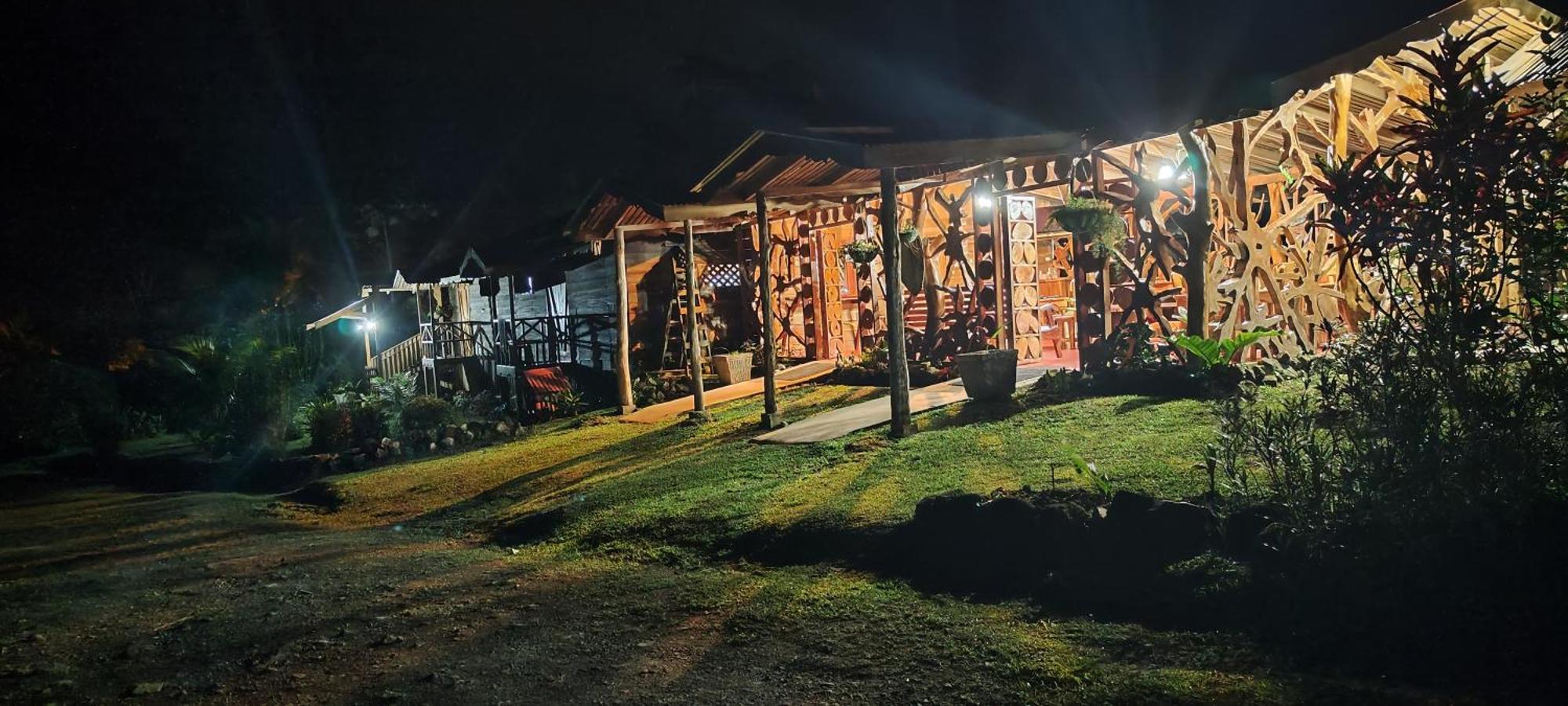 Oski Lodge, Rain Forest Rincon De La Vieja Upala Екстериор снимка